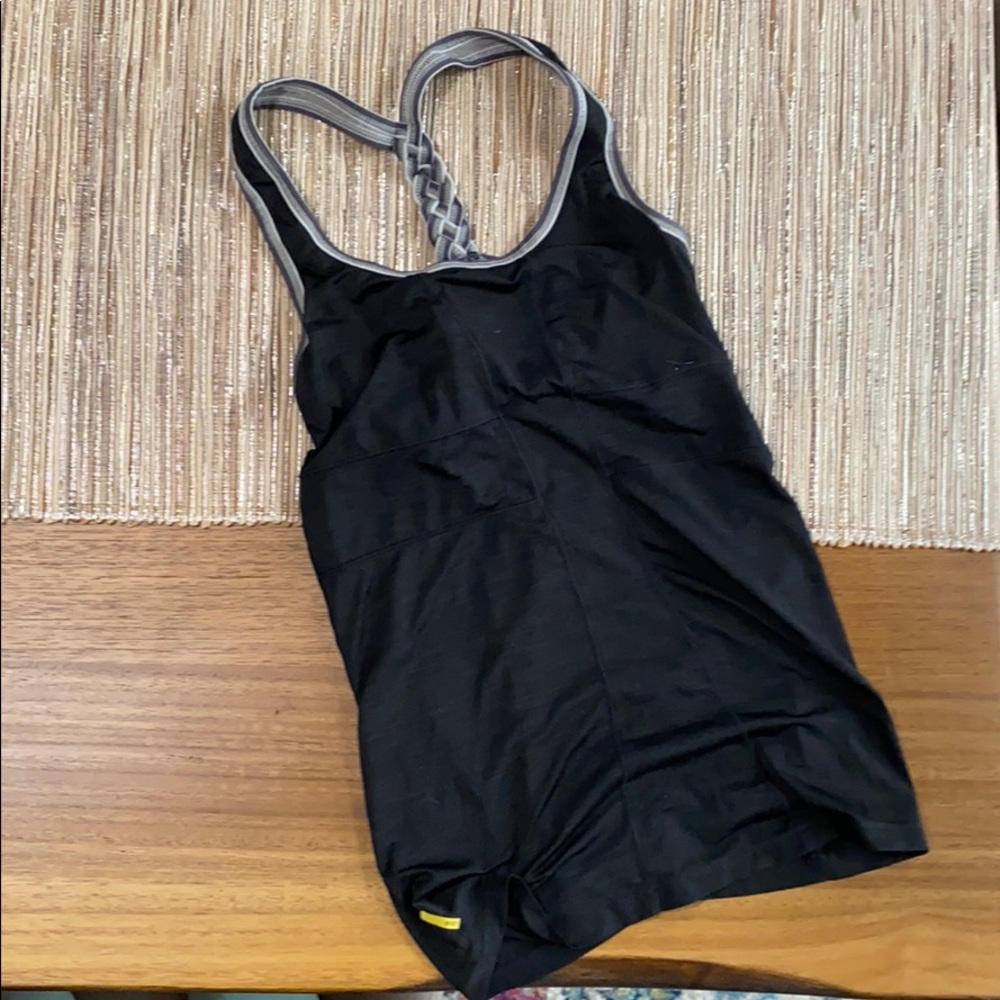 Black athletic tank top